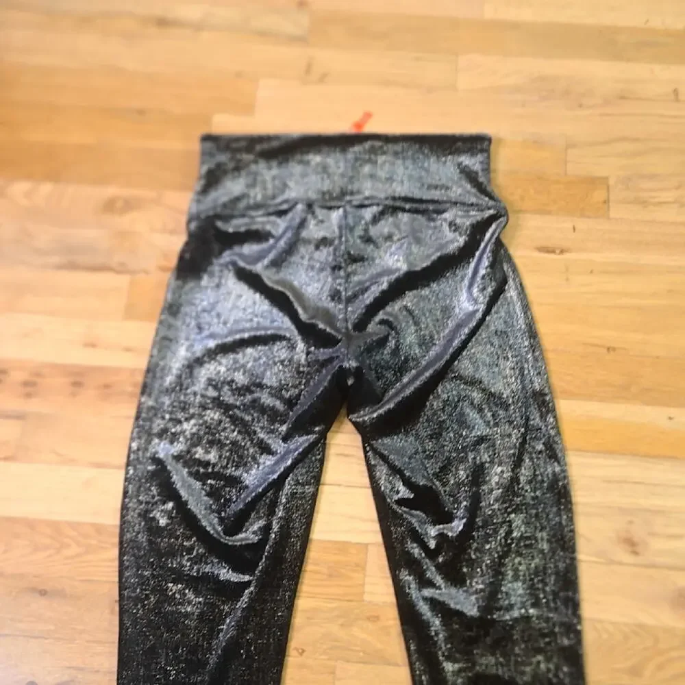 Spanx Velvet Shine Leggings Black/Gold size LG